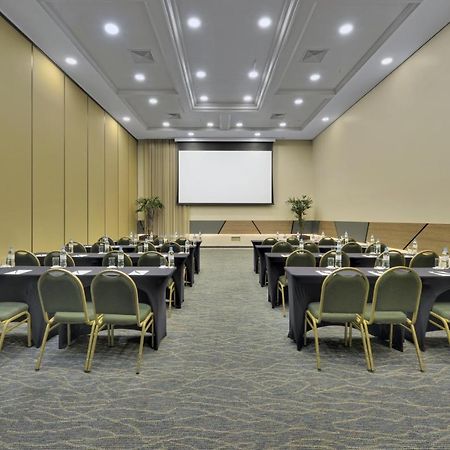 Hotel Deville Prime Porto Alegre Eksteriør bilde Meeting room